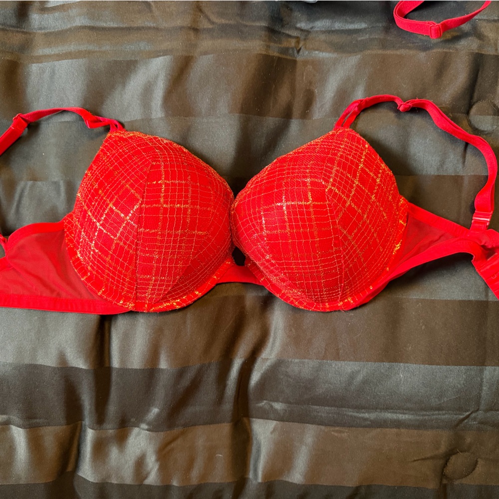 Victoria's Secret Red Glitter Push-Up Bra